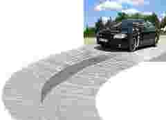 INTERNAL USE Volvo DesignLife case study Car with road