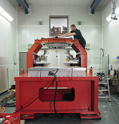 LDS V994 in test cell