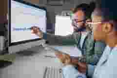 Collaborative data analysis by software engineers