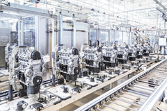 Car engines at conveyor line