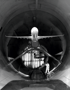 Tunnel vision 02